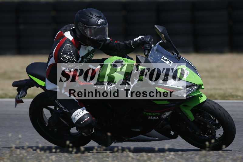 Archiv-2023/28 05.06.2023 Moto Club Anneau du Rhin/blanc-novice/5